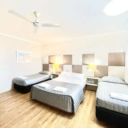 Yongala Lodge By The Strand Townsville Buitenkant foto