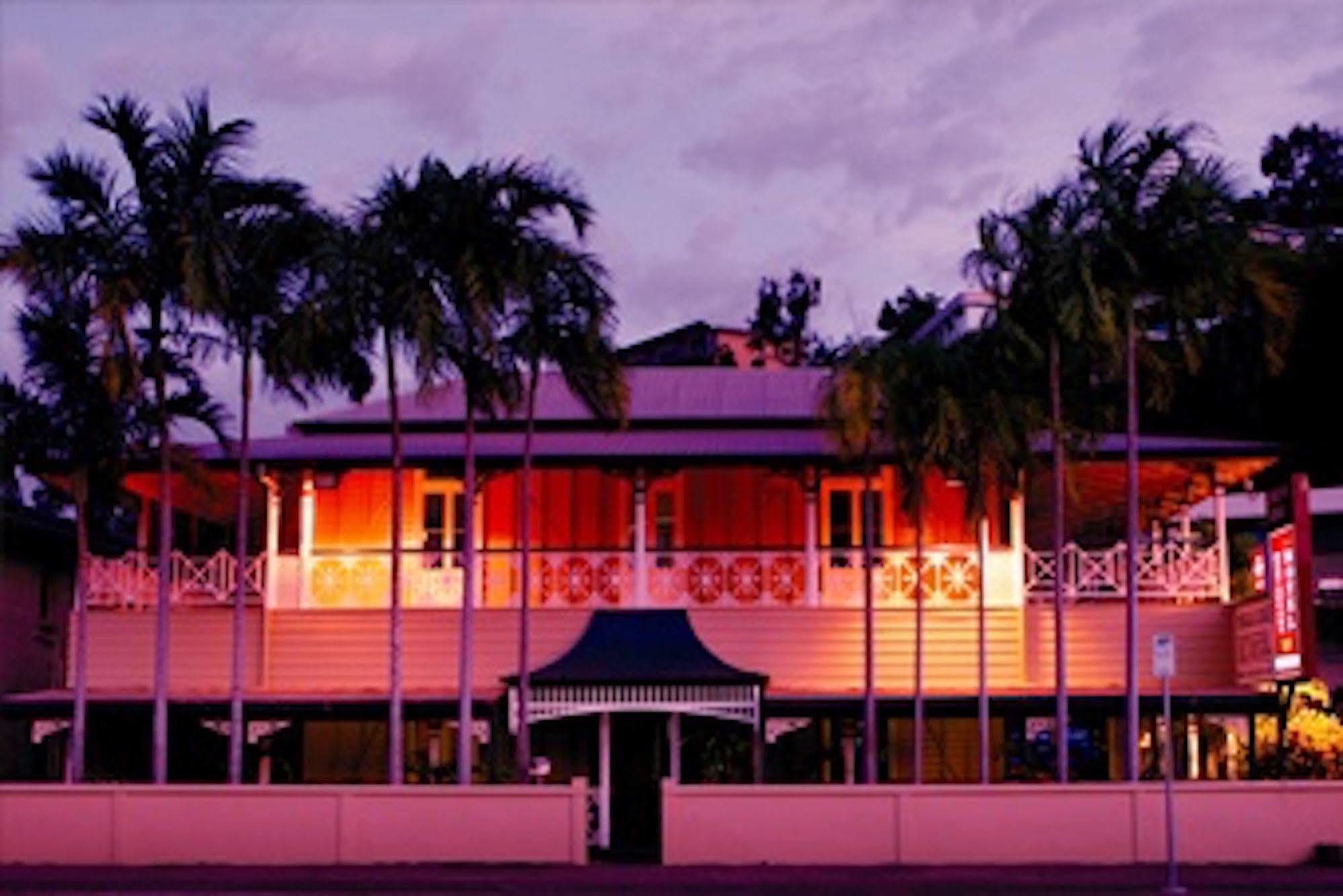 Yongala Lodge By The Strand Townsville Buitenkant foto