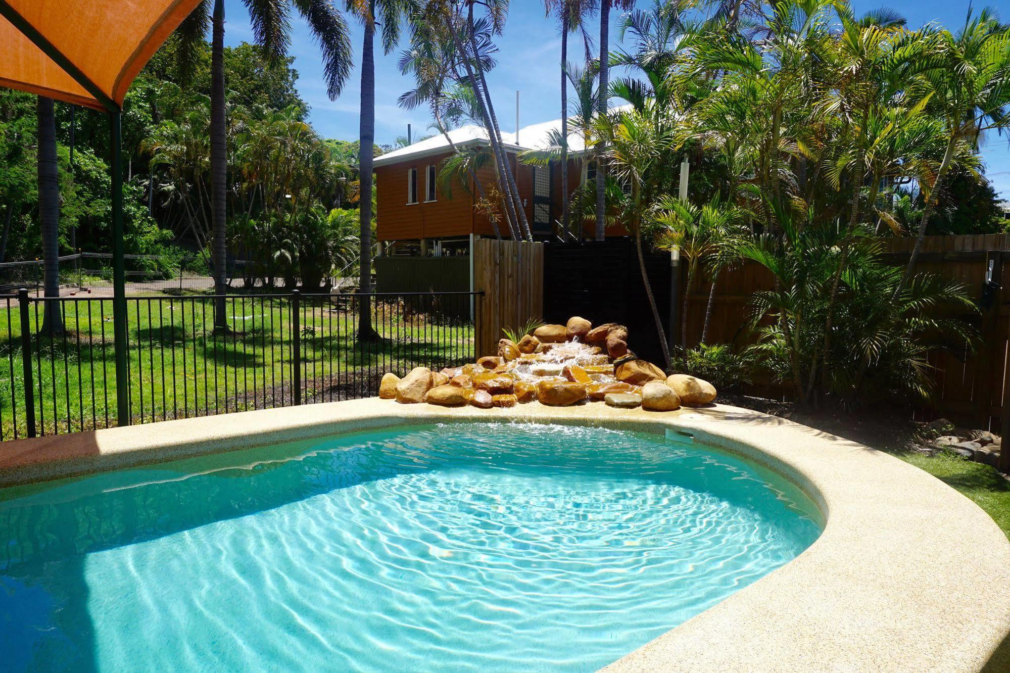 Yongala Lodge By The Strand Townsville Buitenkant foto