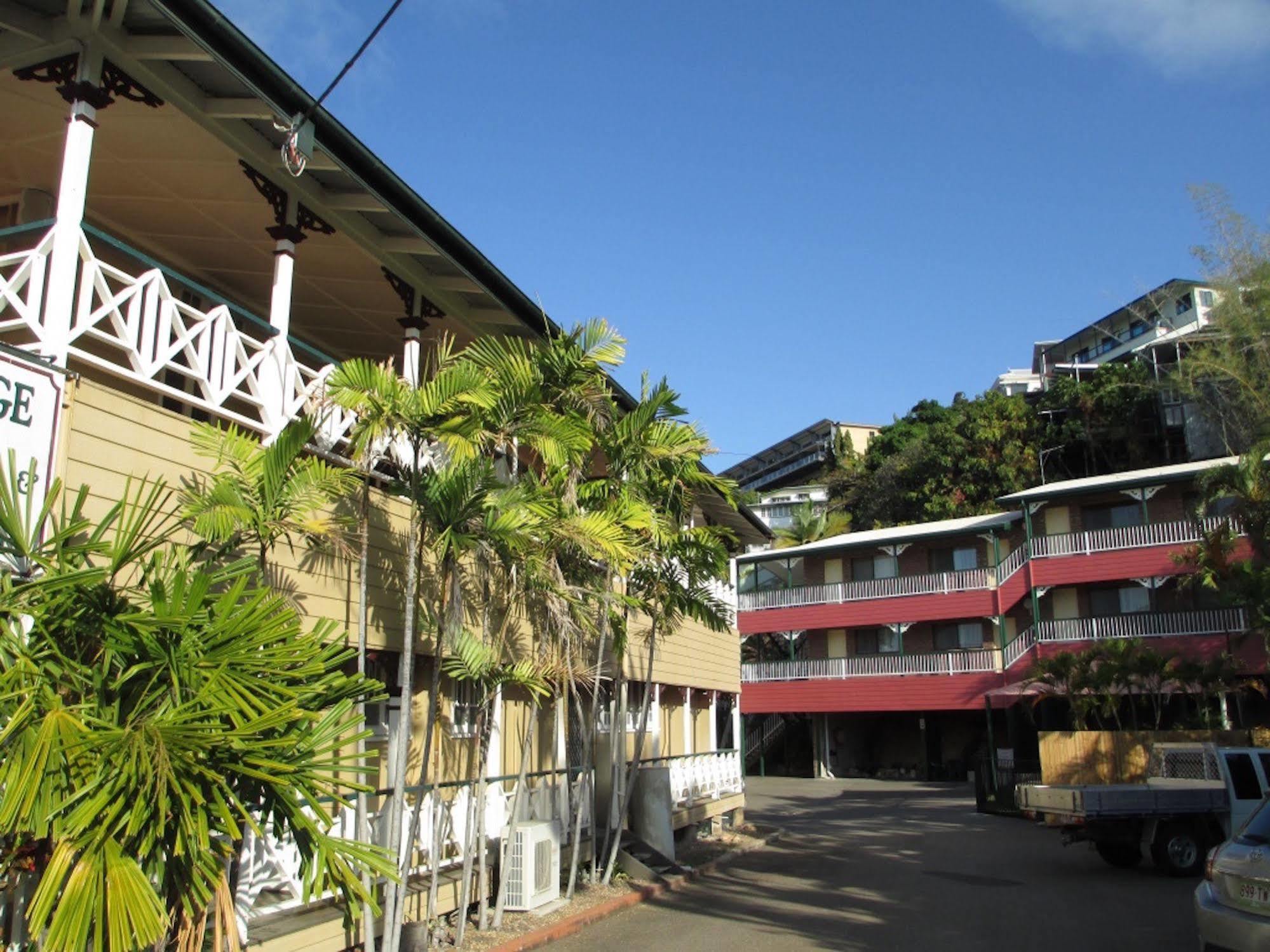 Yongala Lodge By The Strand Townsville Buitenkant foto